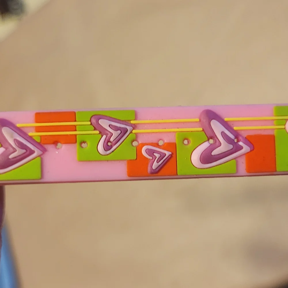 Colorful Heart Pattern Watch - Picture 3 of 7